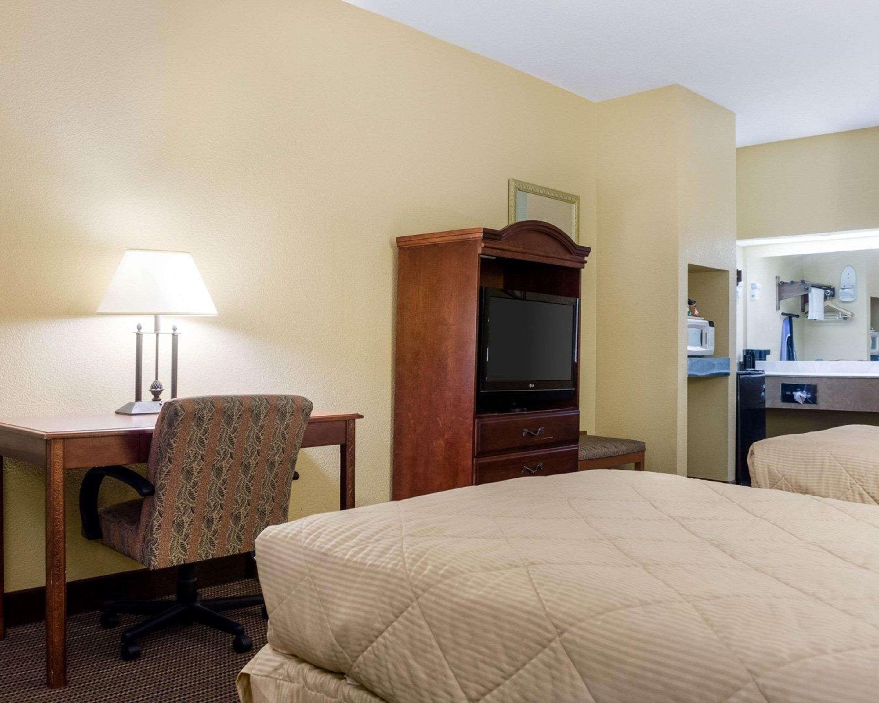 Econo Lodge Greenville Buitenkant foto